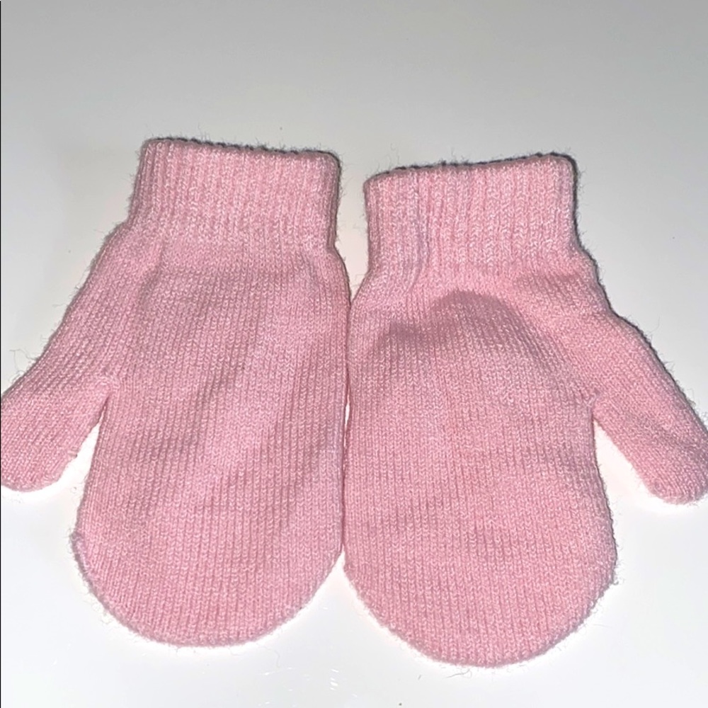 NWOT baby pink mittens